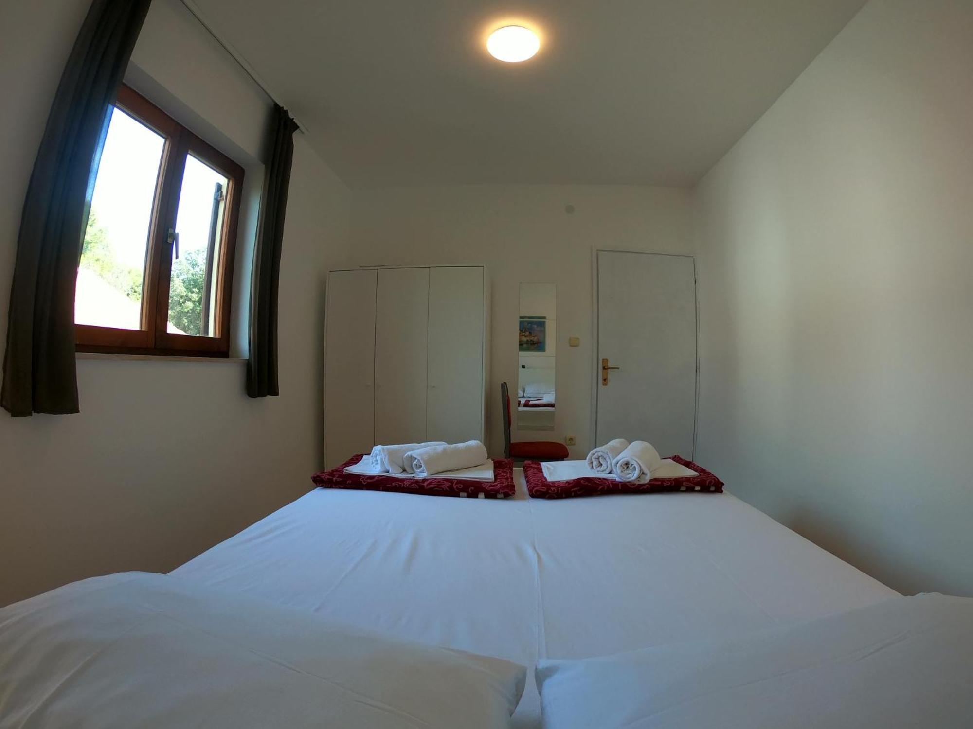 Apartments Stanko Petrčane Kültér fotó