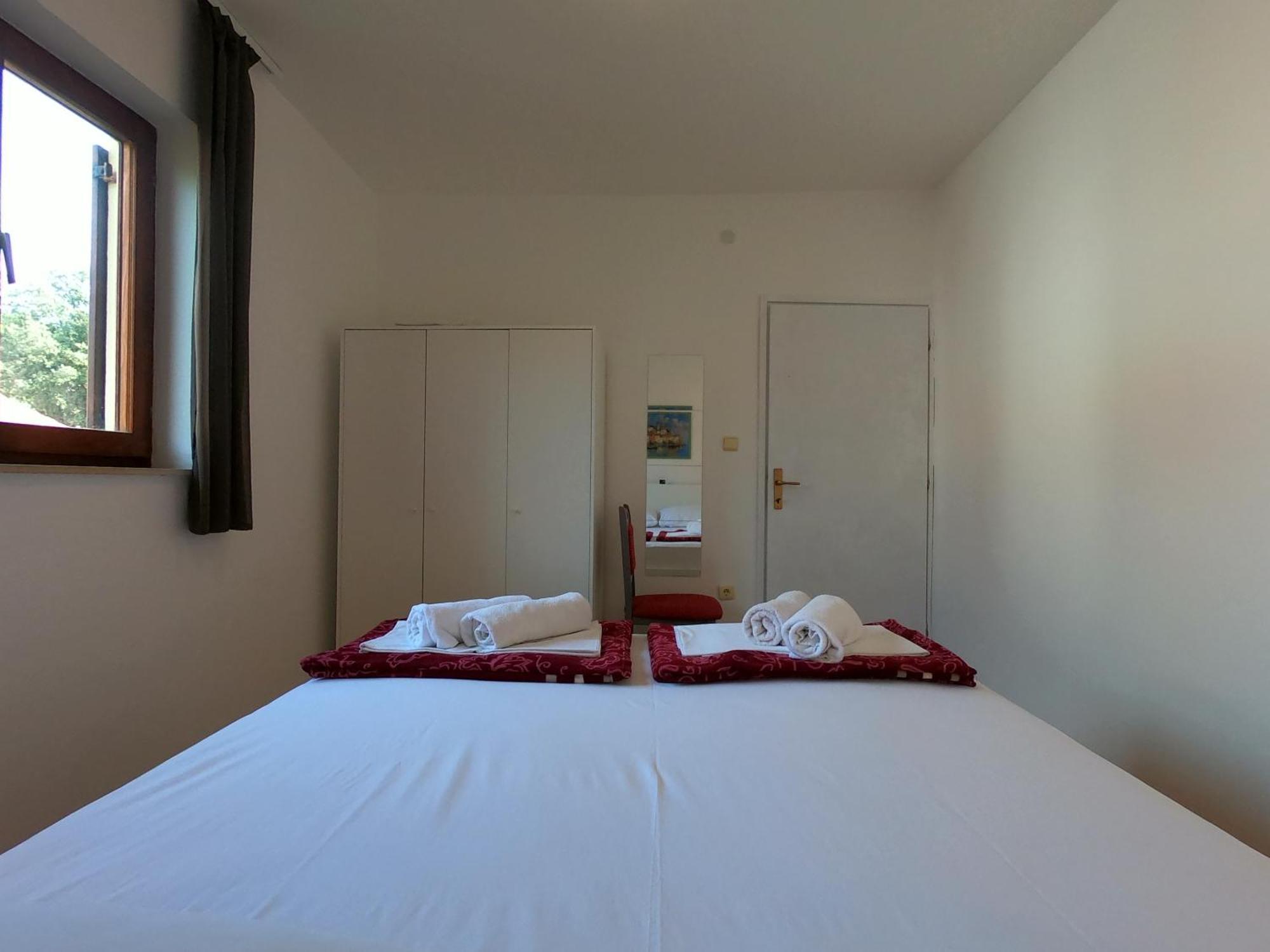 Apartments Stanko Petrčane Kültér fotó