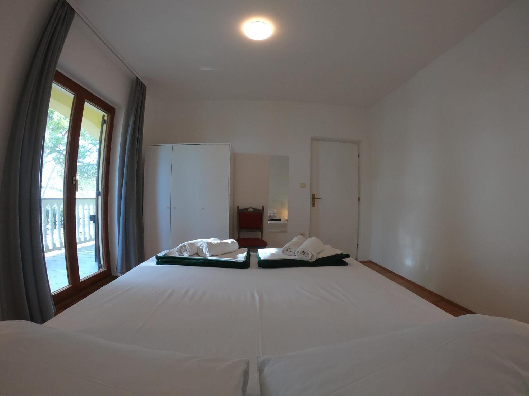 Apartments Stanko Petrčane Kültér fotó